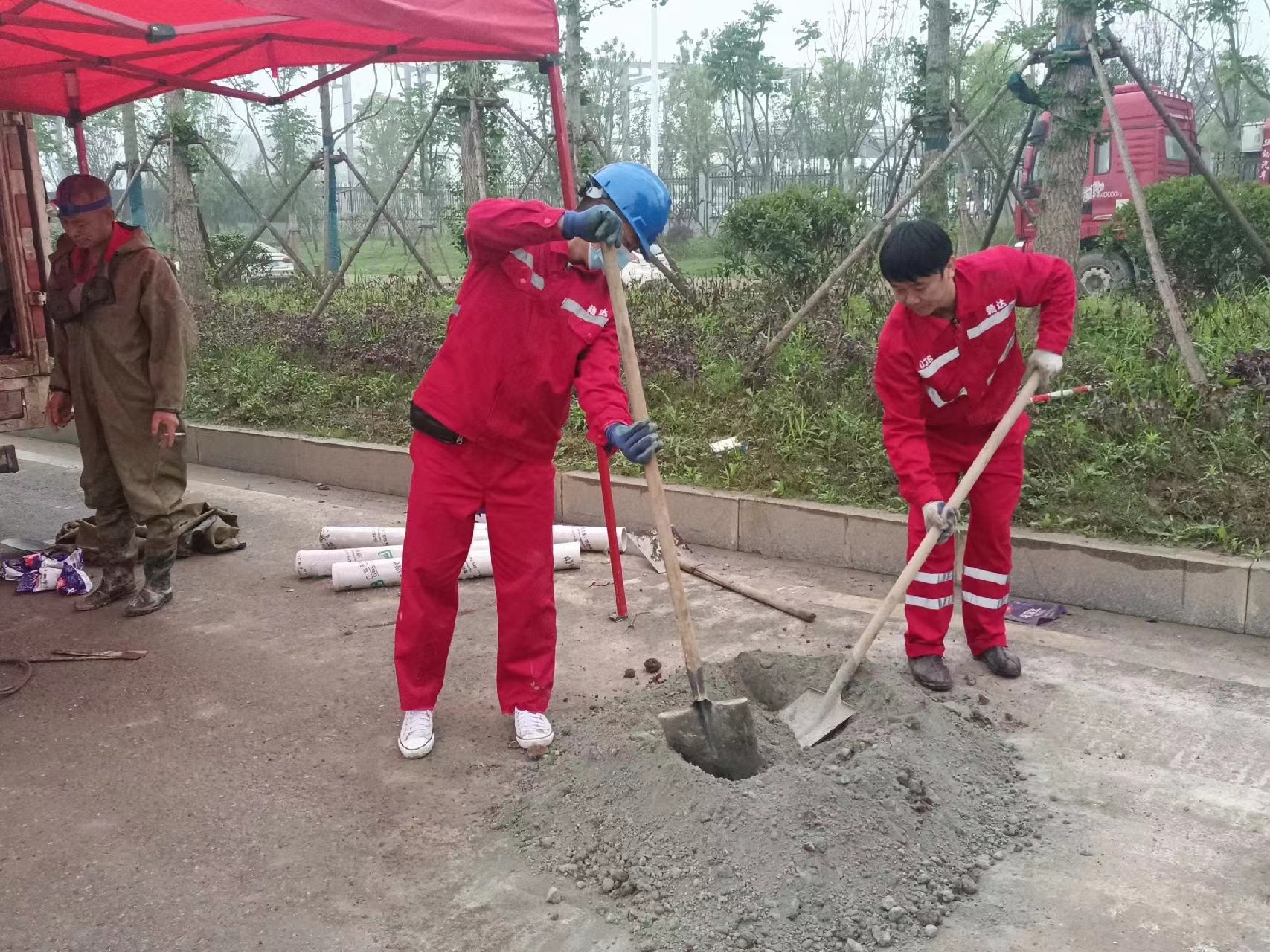 秦安管道疏通哪家好】及时进行市政管道清淤